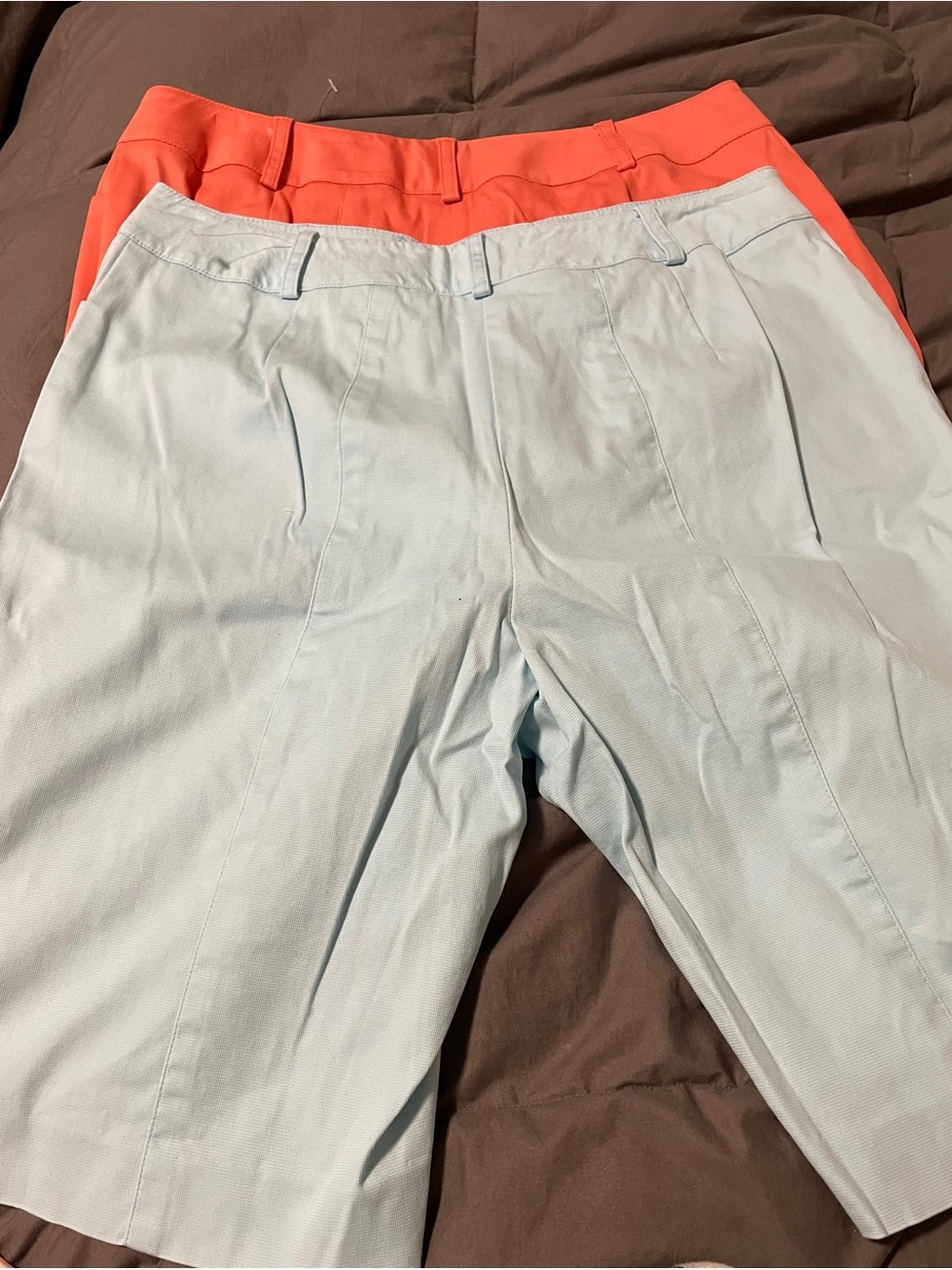 New 2 Talbots Coral & Blue Womens Bermuda Shorts Size 8/B&W top w/ruffles size S - Picture 5 of 16